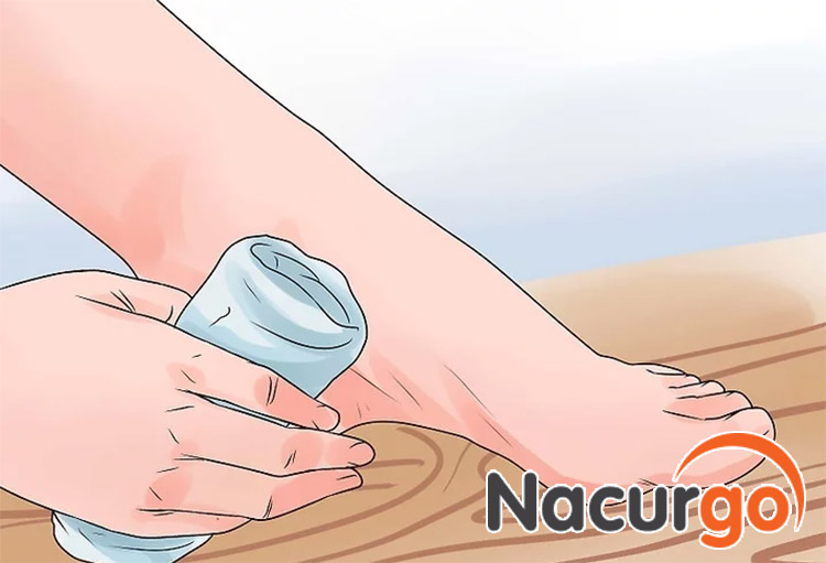 làm sạch, sát trùng vết bỏng