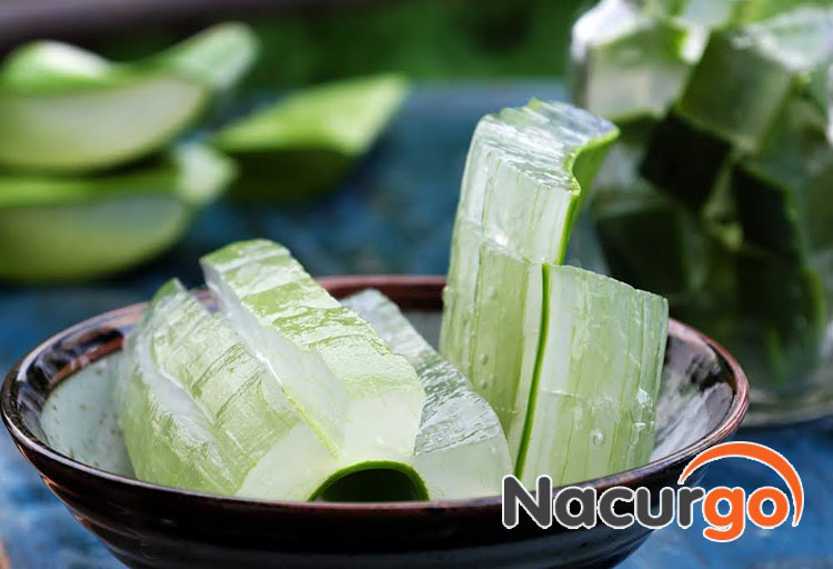 Sơ chế nha đam cũng rất đơn giản