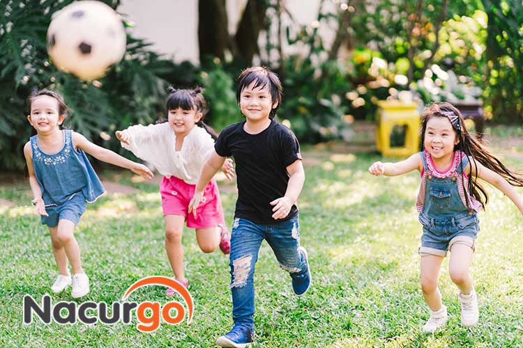 Ngay cả khi trẻ chưa có biểu hiện, vẫn có thể lây bệnh cho bạn bè xung quanh