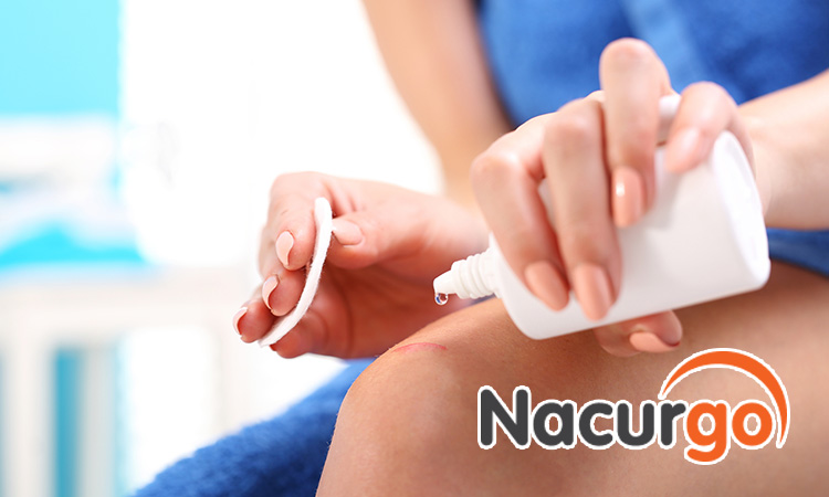 Sử dụng oxy già rửa vết thương là sai lầm nhiều người mắc phải